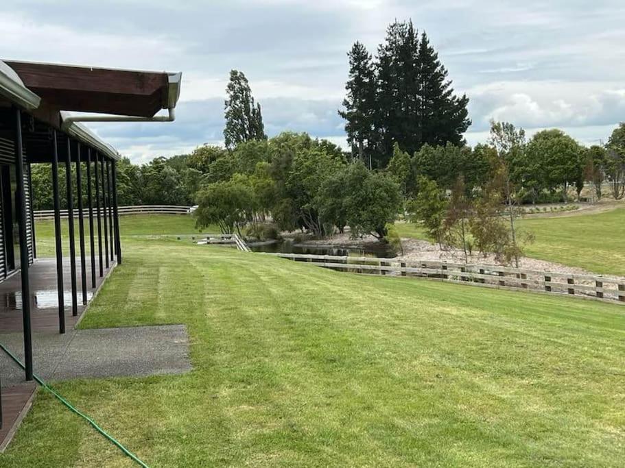 The Clubhouse Villa Hamilton Eksteriør bilde